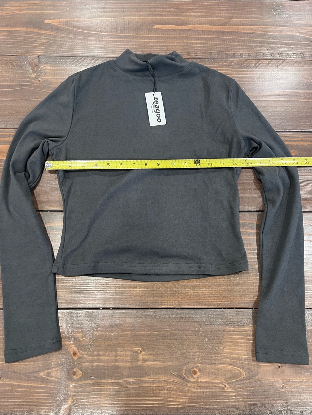 zeagoo Black Mock Neck Long Sleeve Crop Top